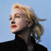 Víme první! Točí se dokument o hudební ikoně Cyndi Lauper!