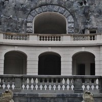 Máte rádi romantiku? Navštivte Grottu na Královských Vinohradech.