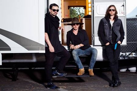 rock for people 30 seconds to mars2