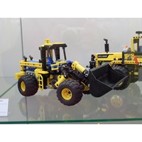 Tábor láká návštěvníky na poklad, čokoládu i LEGO