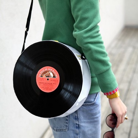 DM4 vinylbag