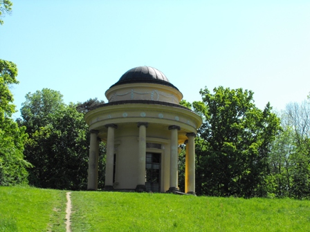 Veltrusy2