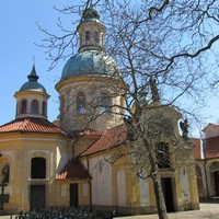 Kostely200
