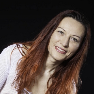 „Pohádky jsou pro nás velmi důležité – můžete díky nim i zhubnout nebo se proměnit,“ říká Marcela Volavka
