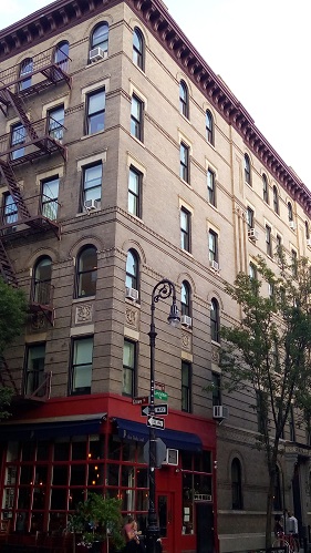 NY 2 8