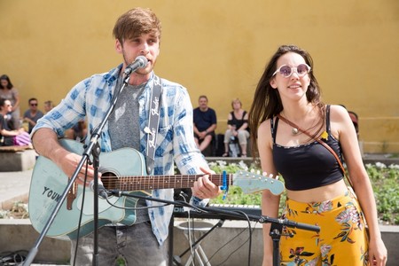 Busking 2 Tomesovi