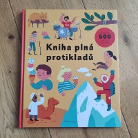 Kniha plná protikladů
