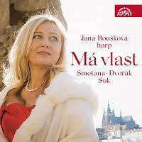 Vymazlené dítě harfistky Jany Bouškové – sólové album Má vlast
