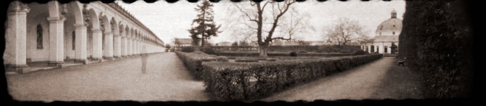 pinhole1
