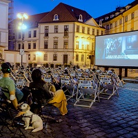 VE ZNAMENÍ STŘEDOEVROPSKÉHO FILMU – PRVNÍ OCHUTNÁVKA