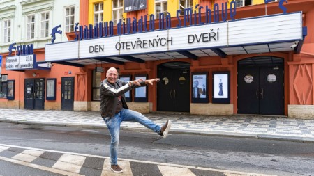 svandovo divadlo 2 dod