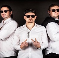 Děláme to ve třech a jejich Odvrácená strana humoru