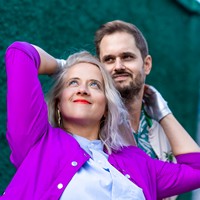 něco něco pokřtí nové album v Praze