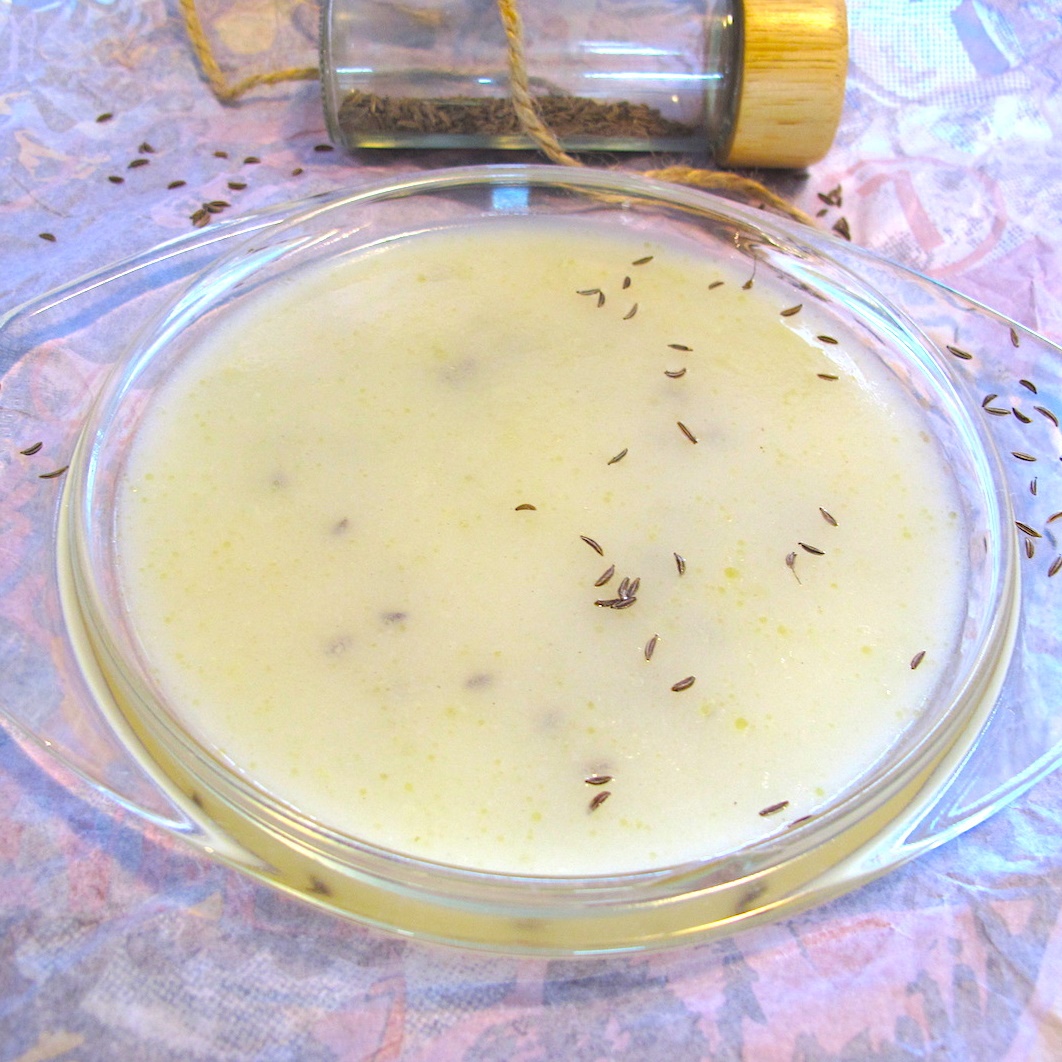 Recept: Kmínová polévka pro kamarádovu ženu, aby měla dost mléka