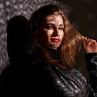 Nina Horákova perex