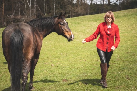 nela kyselova 4