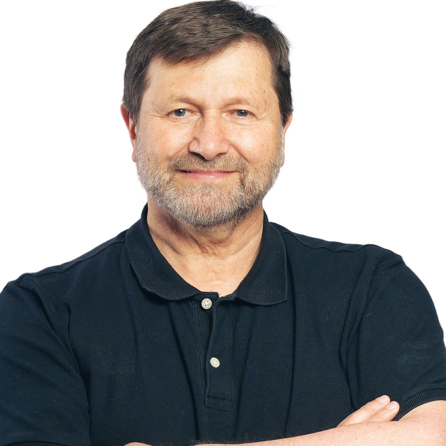 Jan Hrušínský: Když vedete divadlo, je dobré znát zblízka profese, které k němu patří