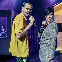 Noc zlomených nehtů je představením, které diváka nenechá vyspat