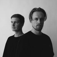 Paulie Garand & Kenny Rough se po deseti letech vrací na molo. Právě vyšlo jejich společné album MOLO II