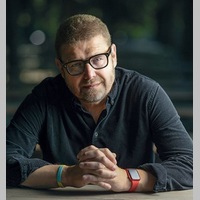 Jindřich Šídlo: „Když na něco vzpomínám, mám tendenci být epicky rozmáchlý a často neudržím myšlenku.“