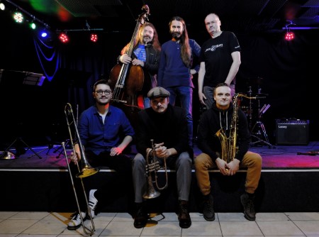 35 let ZVA 12-28 BAND