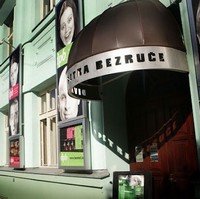 Bezruci200