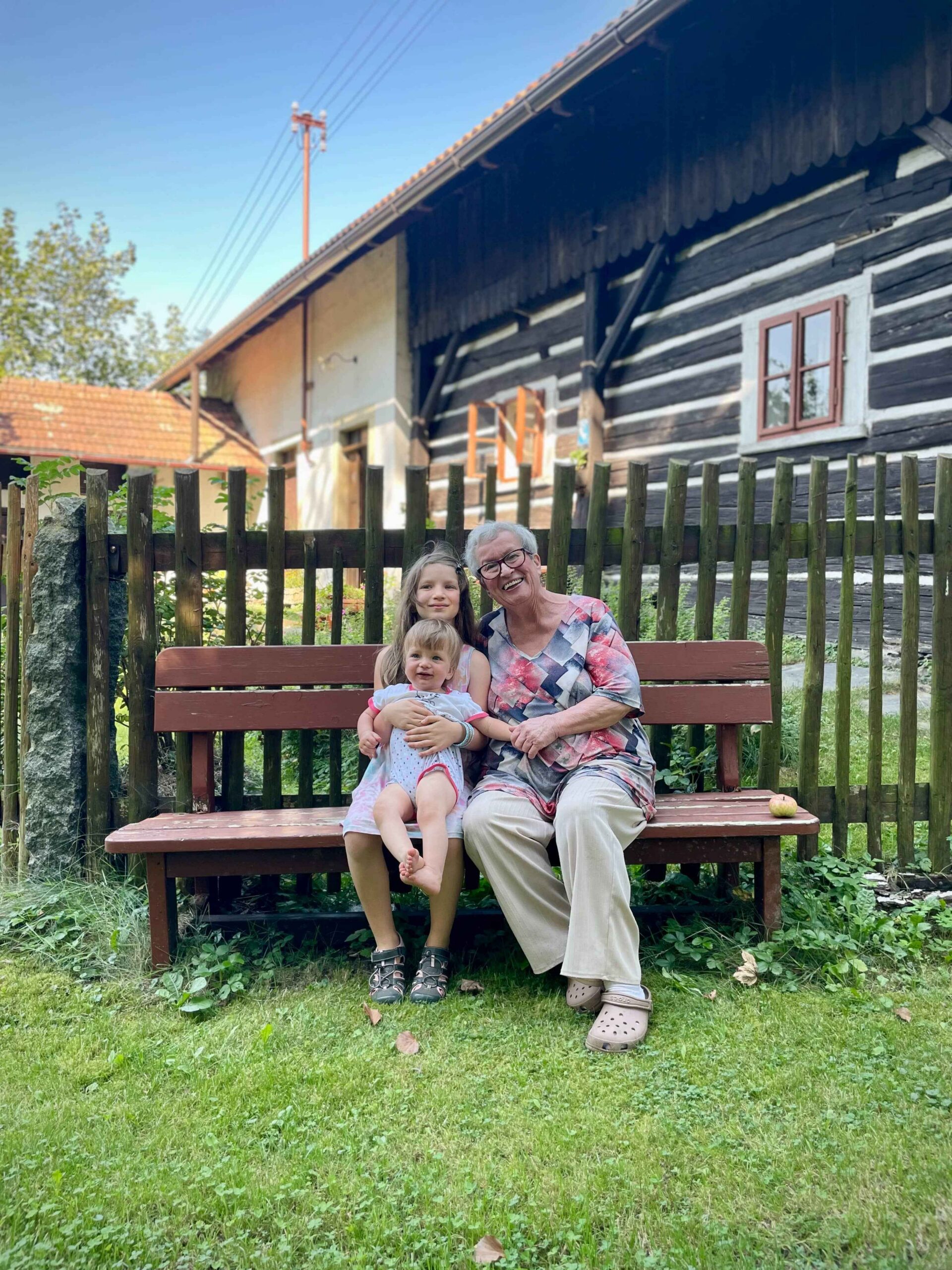 Kamila Skopová s vnoučaty