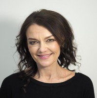 V divadelní adaptaci knihy Viktora Dyka Krysař hraje Markéta Haroková roli Ďábla