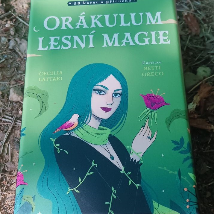 Orákulum lesní magie. Příručka pro čarodějky