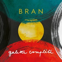 Bran servíruje placku Galette complète, hudební pochoutku inspirovanou Bretaní