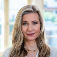 Lucie Hlavinková: „Chtěla jsem představit dobu padesátých let v její tragikomické absurdnosti.“