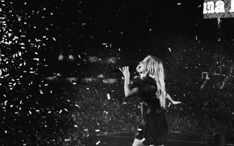 Koncert, který se má stát. Ellie Goulding vystoupí na Colours of Ostrava 2027